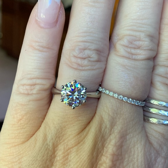 #44 Classic 6 prong setting 3 ct moissanite solitaire - Picture 4 of 11